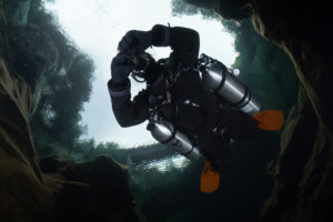 Read more about the article Sidemount Diver